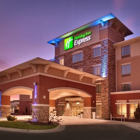 Holiday Inn Express & Suites Overland Park, An Ihg Hotel Екстер'єр фото