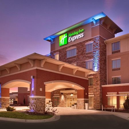 Holiday Inn Express & Suites Overland Park By Ihg Екстер'єр фото