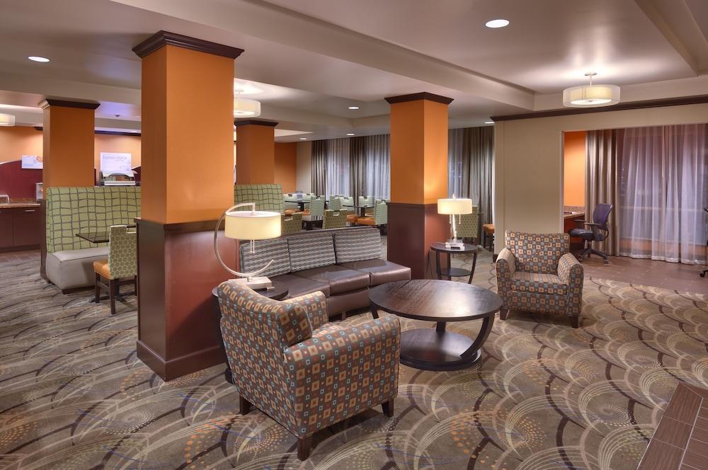 Holiday Inn Express & Suites Overland Park By Ihg Екстер'єр фото