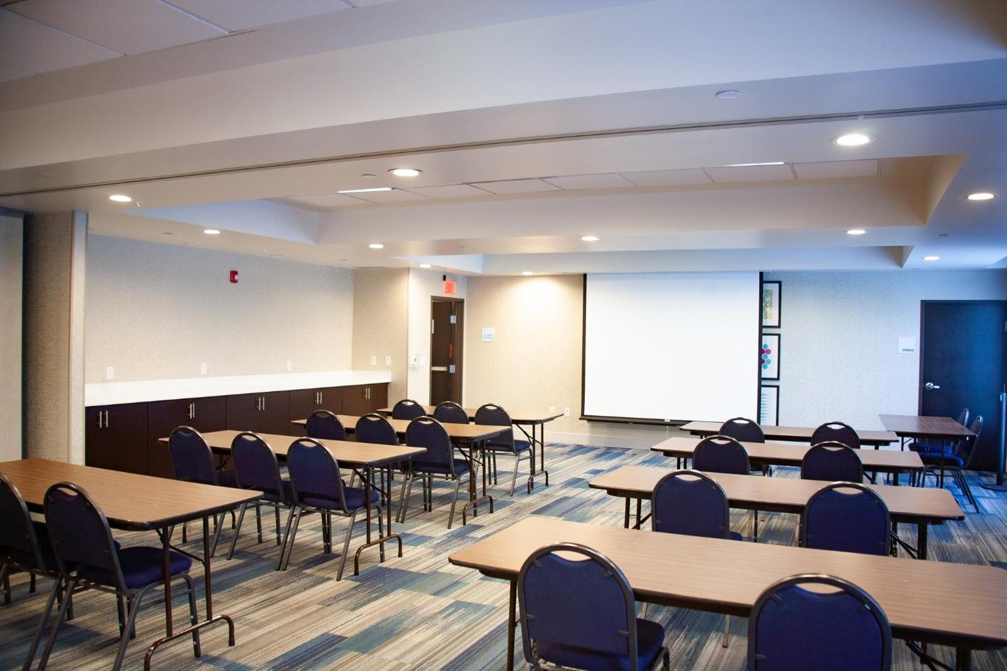 Holiday Inn Express & Suites Overland Park By Ihg Екстер'єр фото