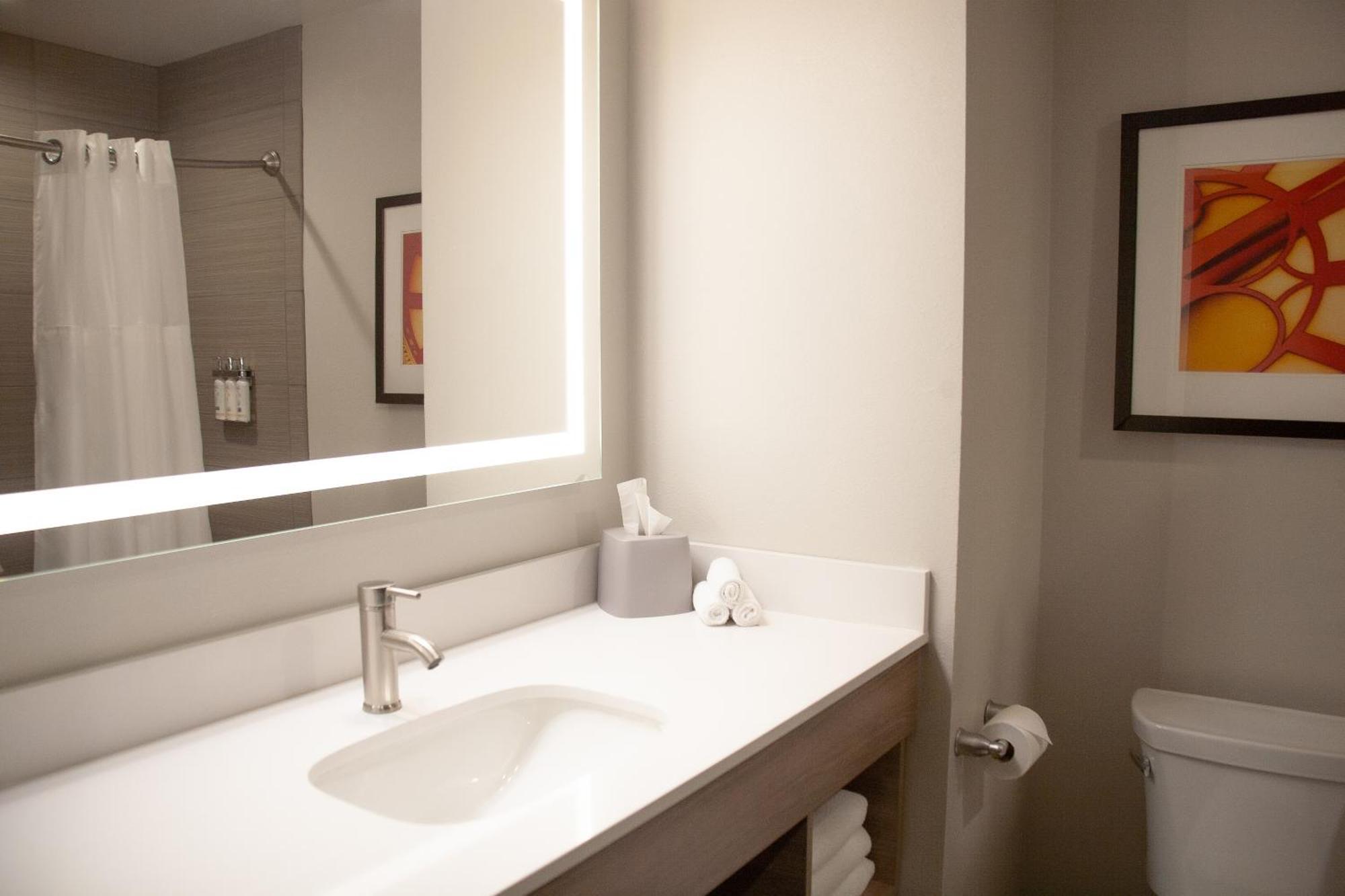 Holiday Inn Express & Suites Overland Park By Ihg Екстер'єр фото