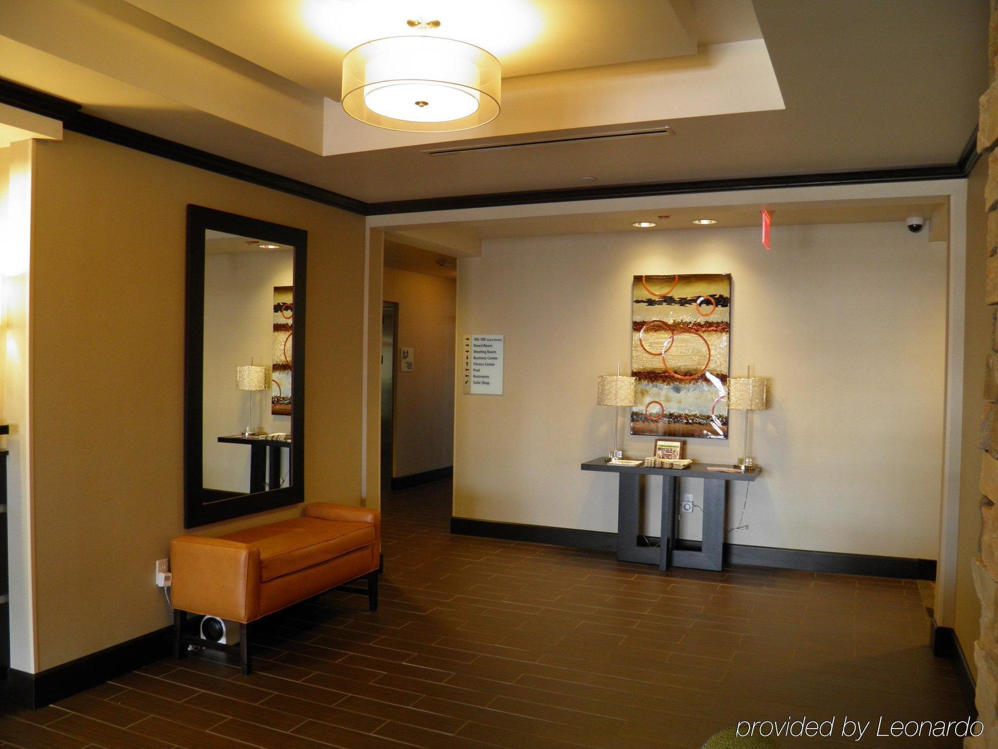 Holiday Inn Express & Suites Overland Park By Ihg Екстер'єр фото