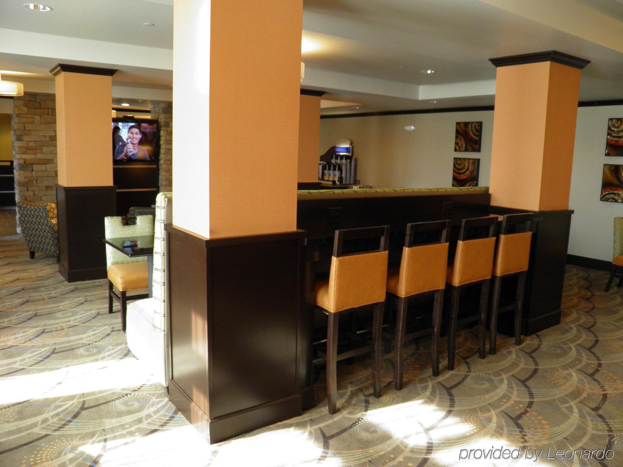 Holiday Inn Express & Suites Overland Park By Ihg Екстер'єр фото